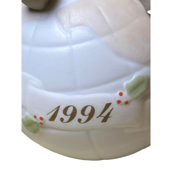 Enesco Christmas Ornament "Give Yourself A Hug" 1994 Memories of Yesterday W/Box - Picture 3 of 12